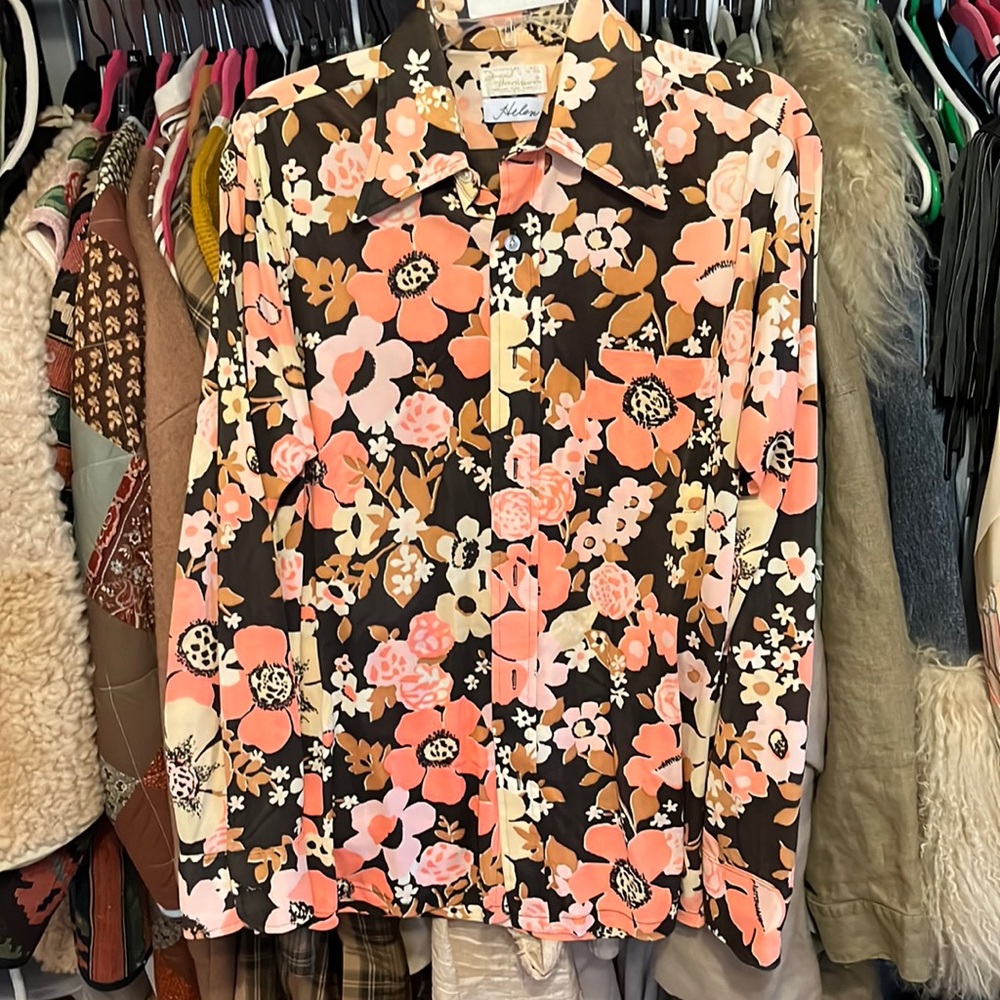 Vintage 1970s floral bohemian dagger collar blouse